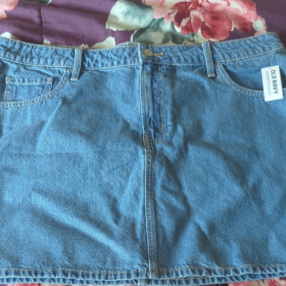 Old Navy Classic Blue Jean Skirt